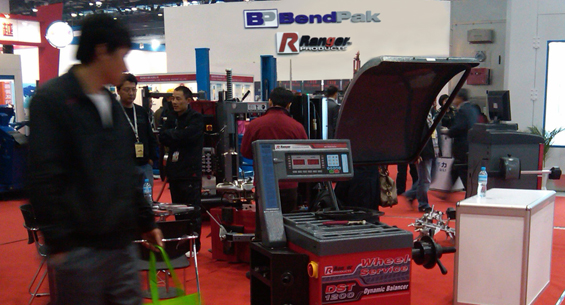 BendPak Ranger Booth at 53rd AMR Show